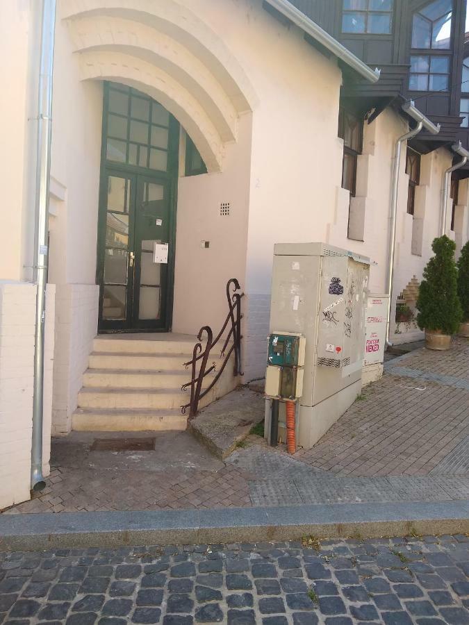 Főnix Family apartment a step from Széchenyi Square Pécs Esterno foto